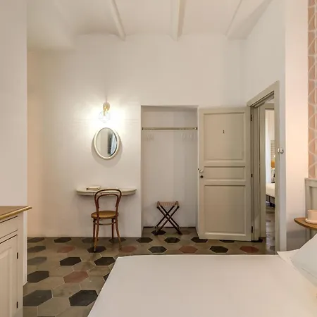 101 Flats Candia's Rom
