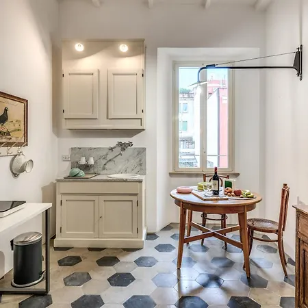 101 Flats Candia's Rome