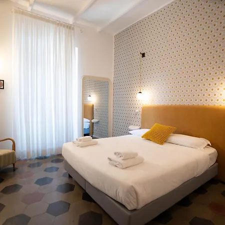 101 Flats Candia's Guest house